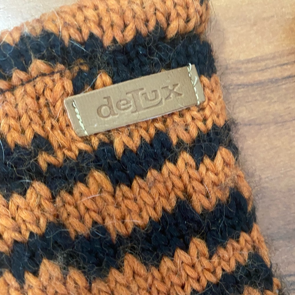 👻Tiger Mittens - Picture 3 of 5